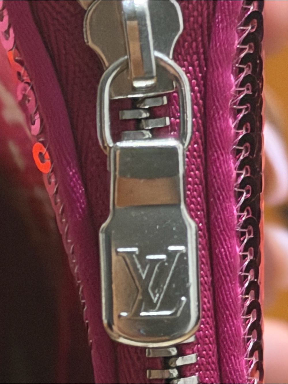 Louis Vuitton Satin Sequin Monogram Pochette Fuchsia - Picture 7 of 12